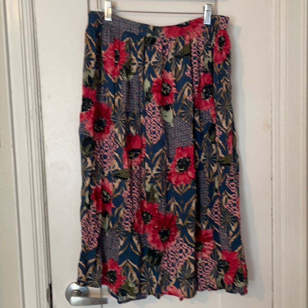 A&F Flat Front Elastic Back Floral Skirt